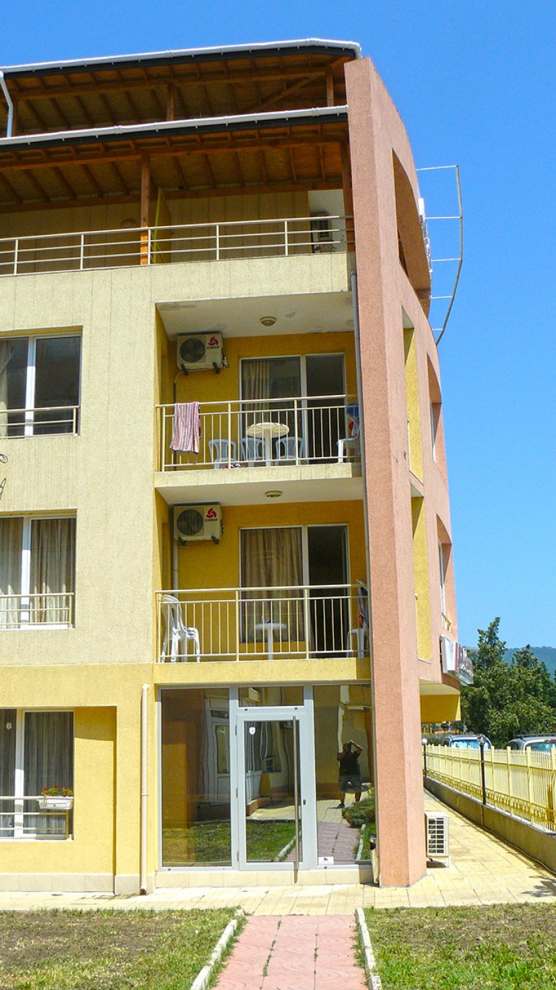 Апартхотел Палм Корт Крим - Снимка 9