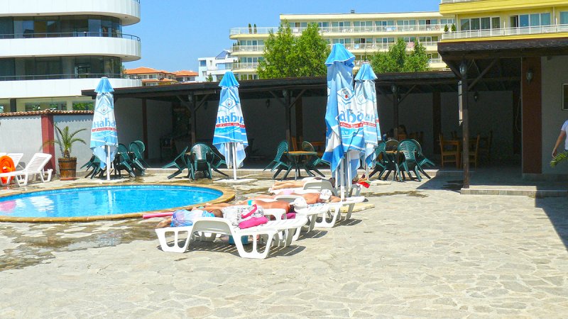 Апартхотел Палм Корт Крим - Снимка 4