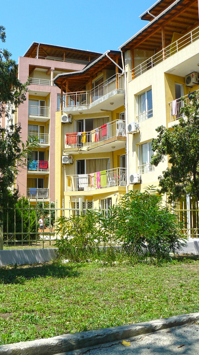 Апартхотел Палм Корт Крим - Снимка 1