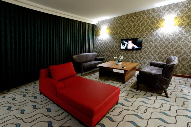 Margi Hotel - Снимка 4