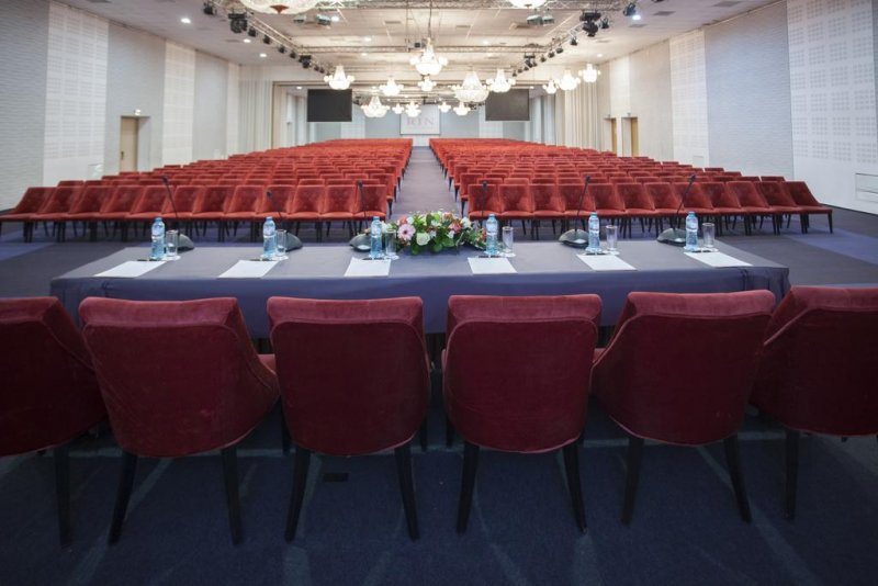 RIN Grand Hotel - Снимка 8