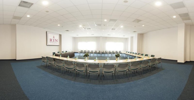 RIN Grand Hotel - Снимка 4