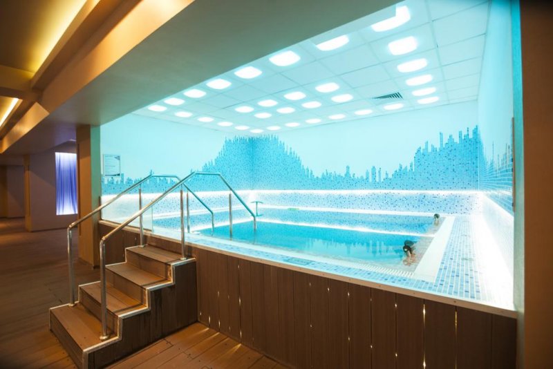 RIN Grand Hotel - Снимка 5