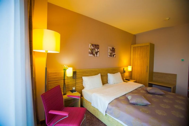 RIN Grand Hotel - Снимка 4