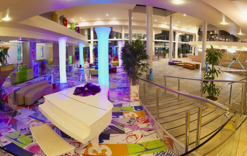 RIN Grand Hotel - Снимка 10