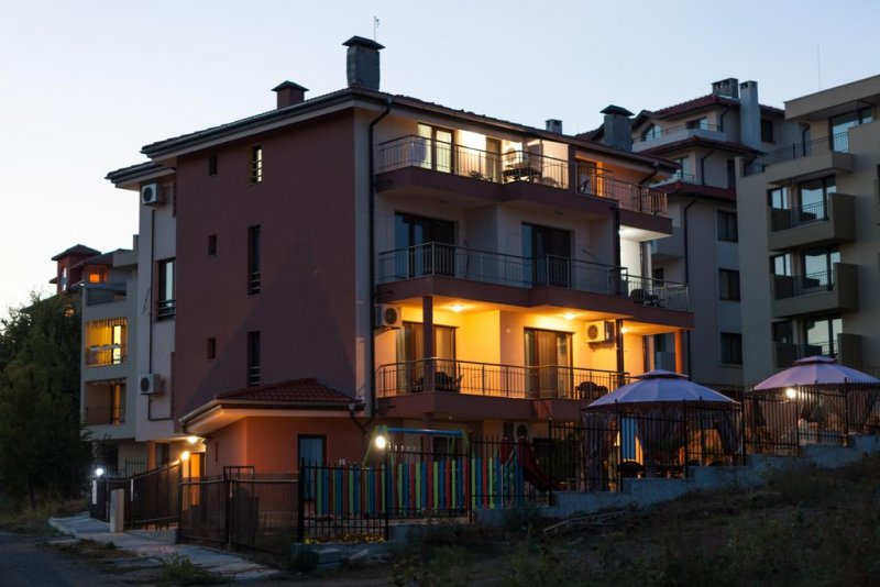 Комплекс Ла Мер - Снимка 0