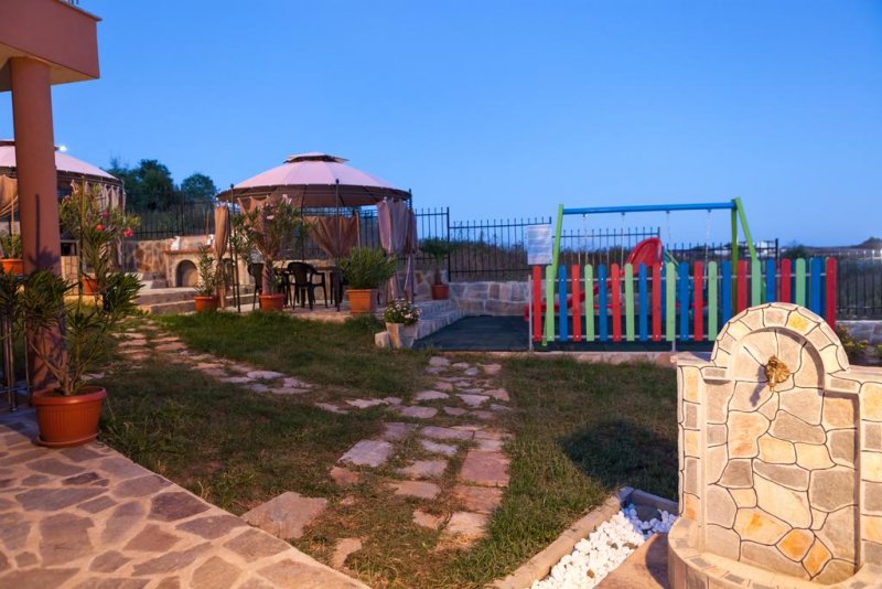 Комплекс Ла Мер - Снимка 7