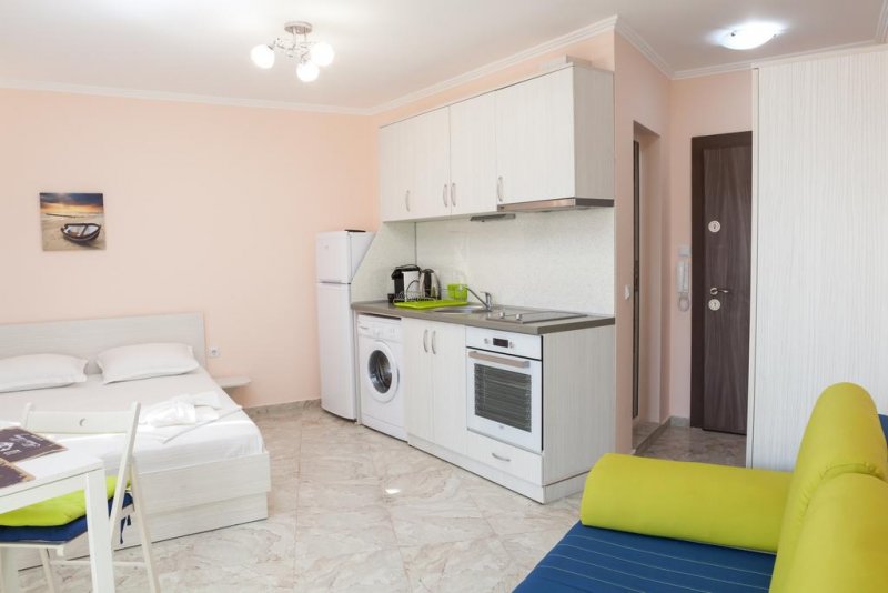 Комплекс Ла Мер - Снимка 9