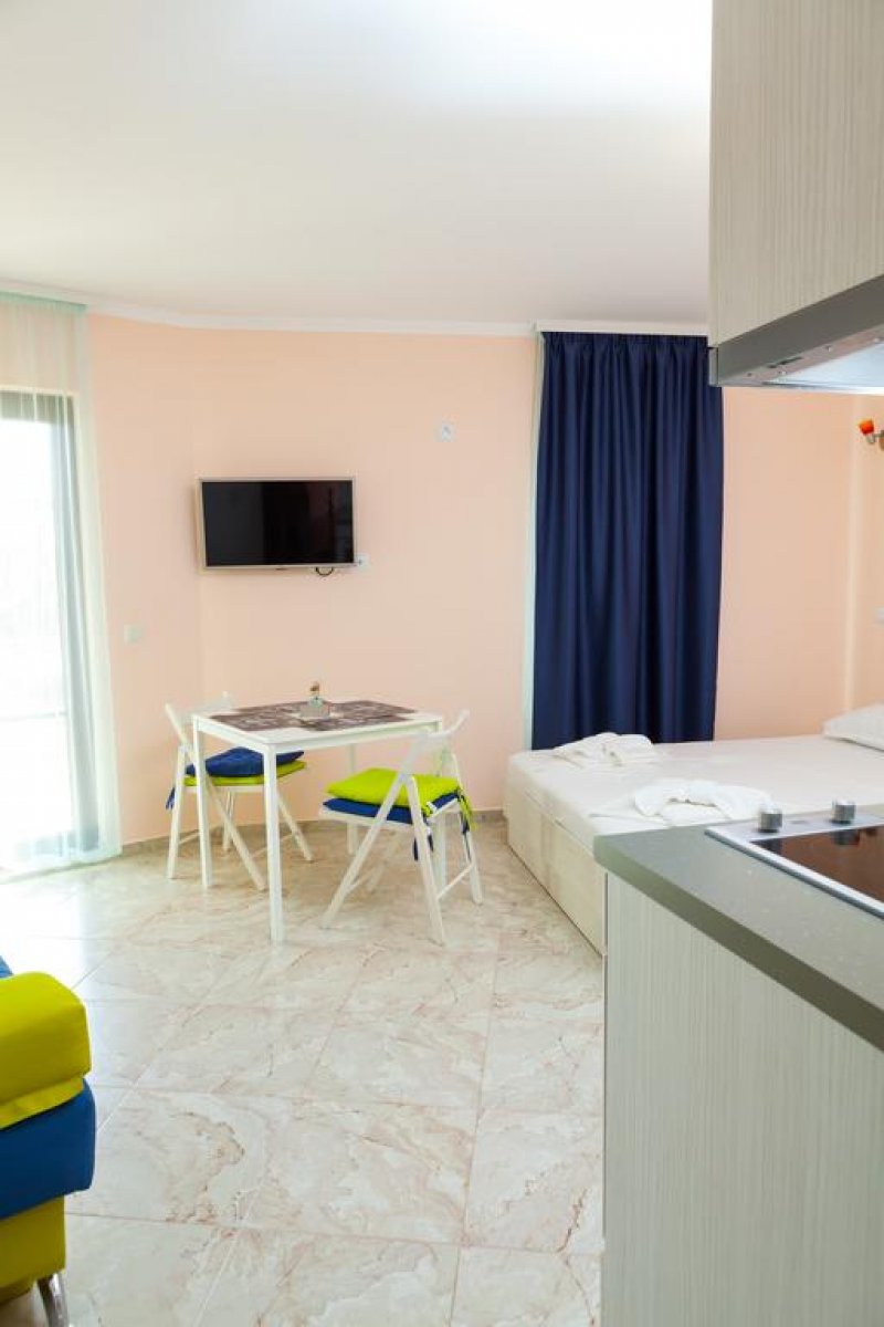 Комплекс Ла Мер - Снимка 8