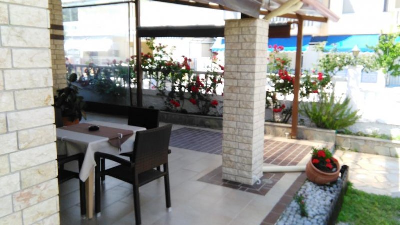 Hotel Lefkes - Снимка 10