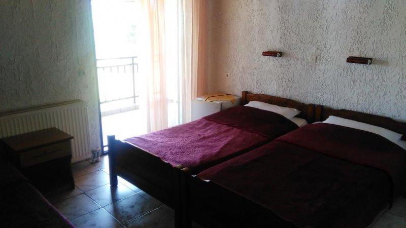 Hotel Lefkes - Снимка 9