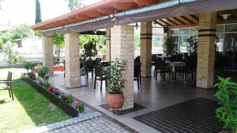 Hotel Lefkes - Снимка 4