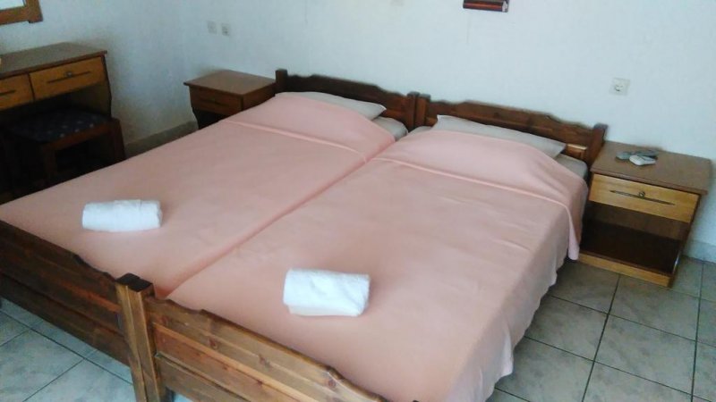 Hotel Lefkes - Снимка 7