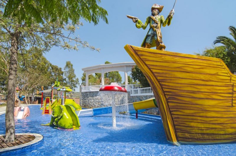 Tusan Beach Resort - Снимка 8