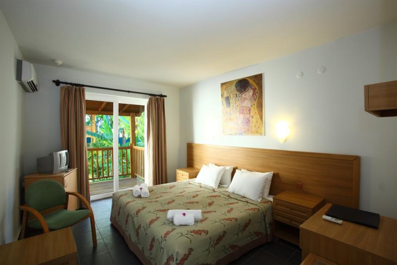 The Magnific Hotel - Снимка 3