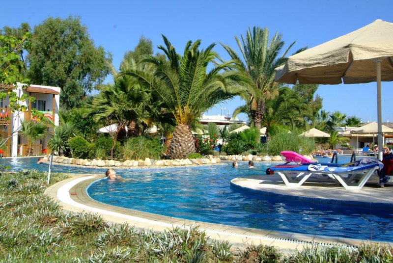 The Magnific Hotel - Снимка 8