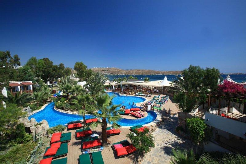 The Magnific Hotel - Снимка 3