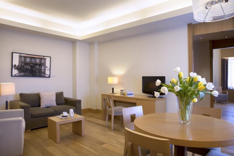 Hotel Lazart - Снимка 7