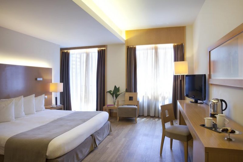 Hotel Lazart - Снимка 9