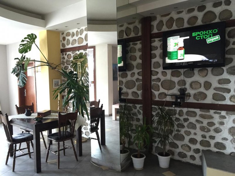 Хотел Холидей Груп - Снимка 1