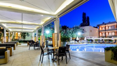 Alexander Beach Hotel & Spa - Снимка 2