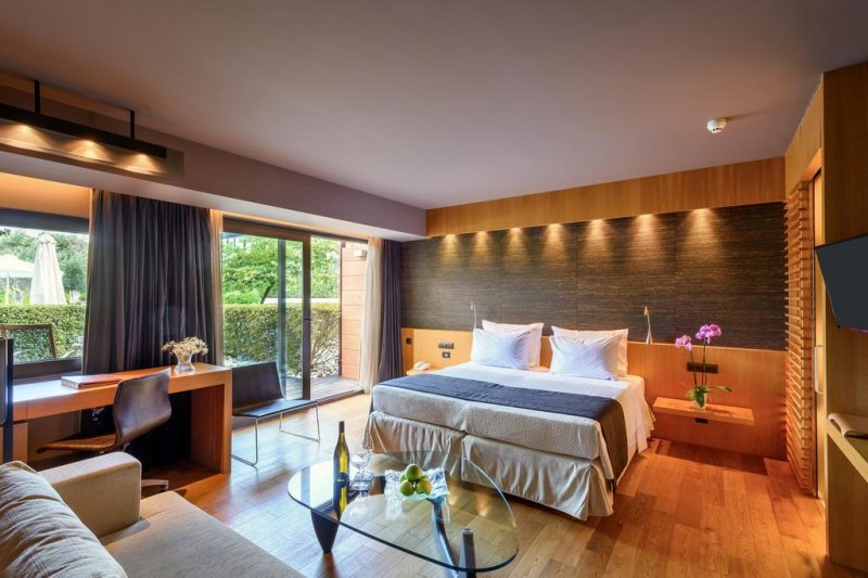 Alexander Beach Hotel & Spa - Снимка 11