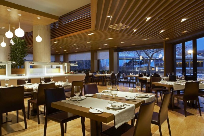 Alexander Beach Hotel & Spa - Снимка 4