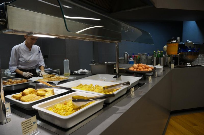 Alexander Beach Hotel & Spa - Снимка 11