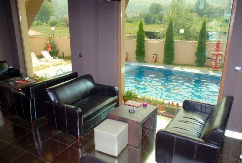 Хотел Найс - Снимка 1