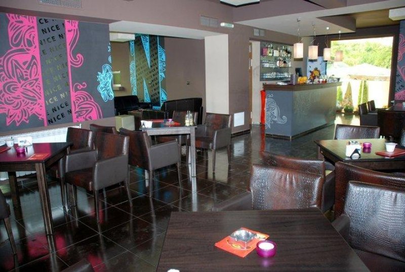 Хотел Найс - Снимка 2