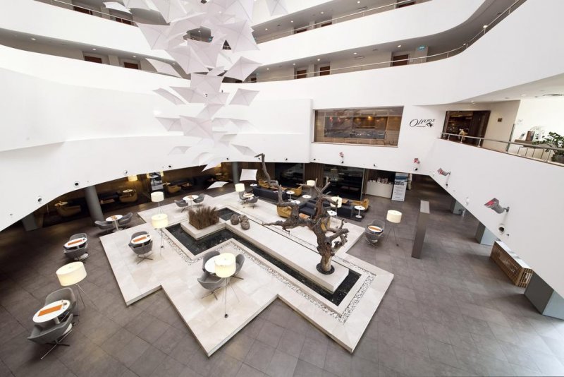 Radisson Blu Conference & Airport Hotel Istanbul - Снимка 2