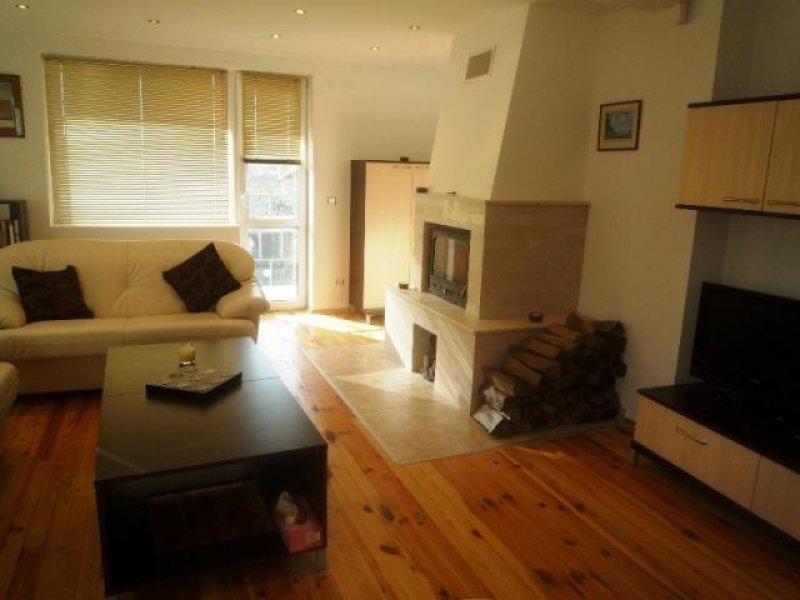 Бялата къща - Снимка 1