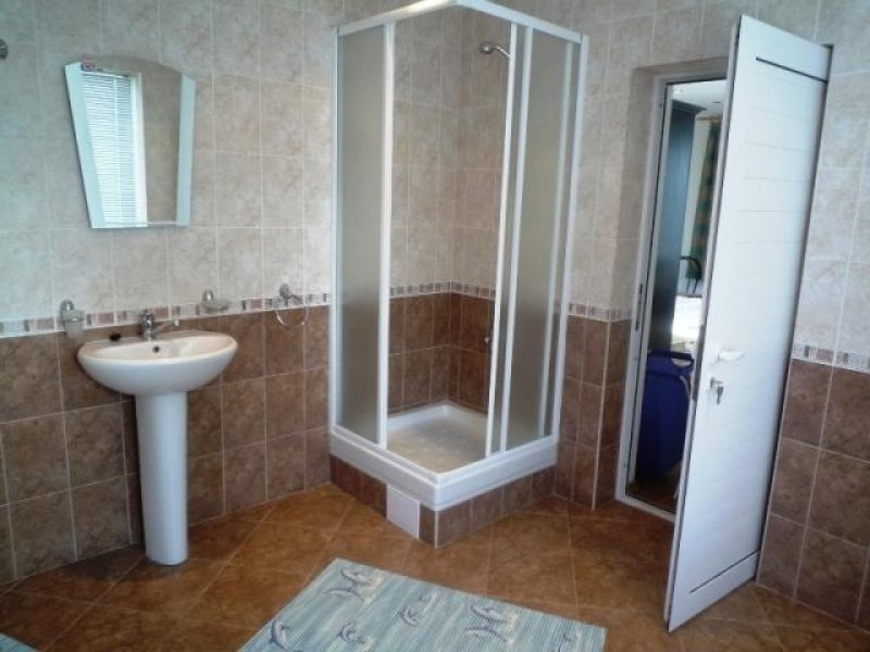 Бялата къща - Снимка 3