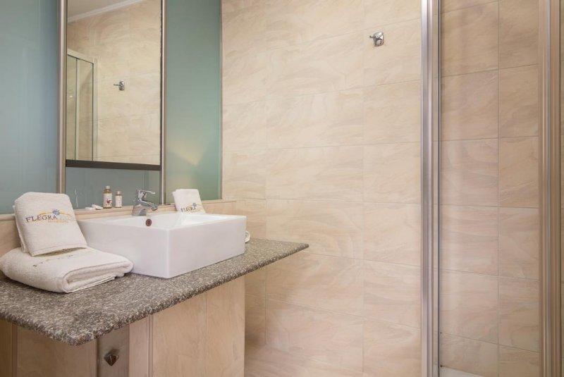 Flegra Palace - Снимка 2