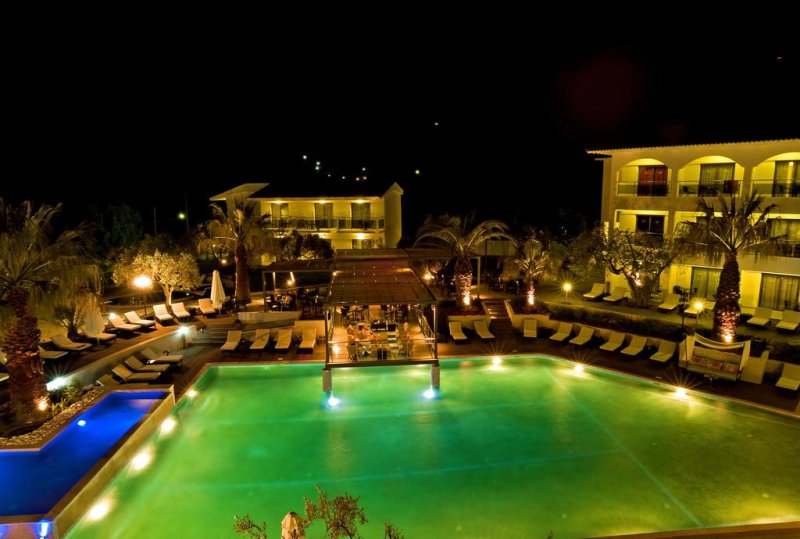 Flegra Palace - Снимка 9