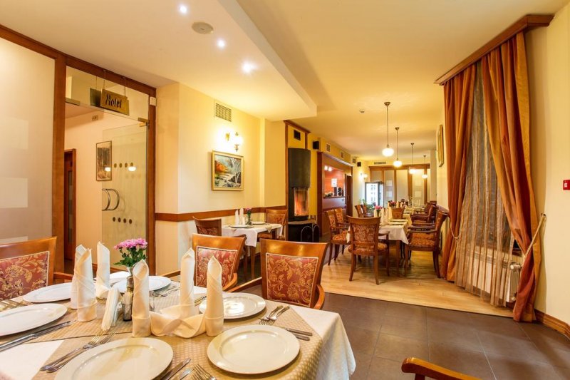 Хотел Сокол - Снимка 1