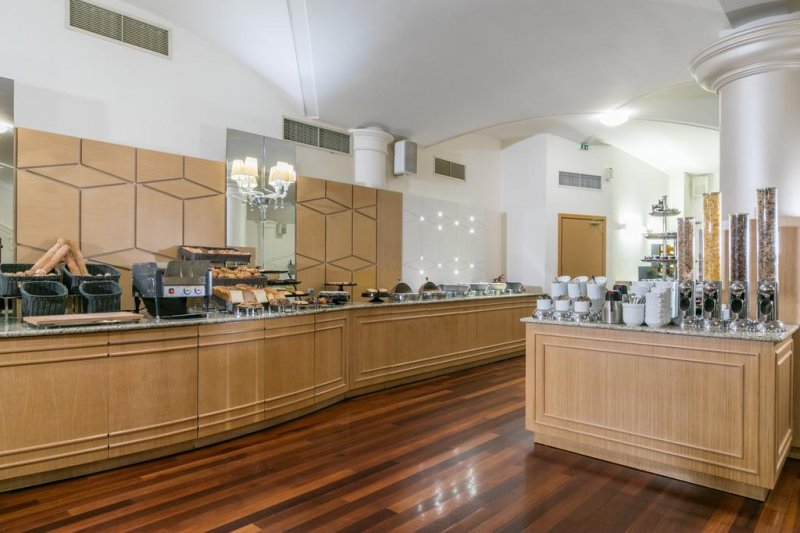 Porto Palace Hotel - Снимка 11