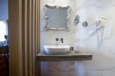 Golden Star City Resort - Снимка 2