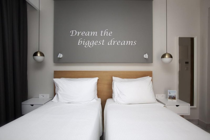 Golden Star City Resort - Снимка 3