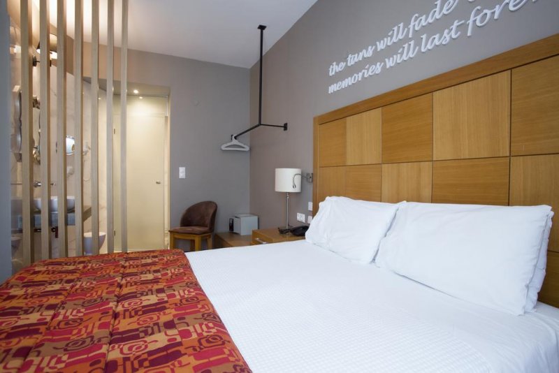 Golden Star City Resort - Снимка 10