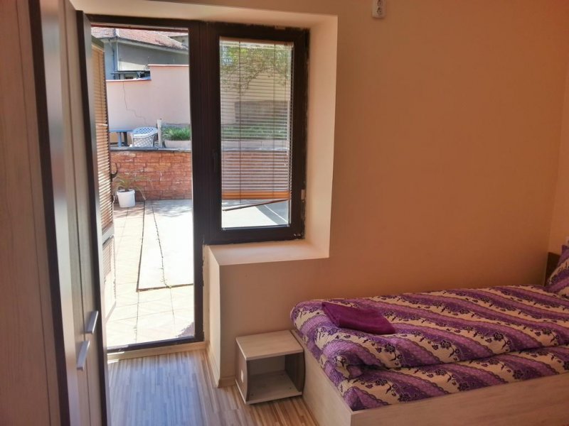 Къща за гости Зора - Снимка 9