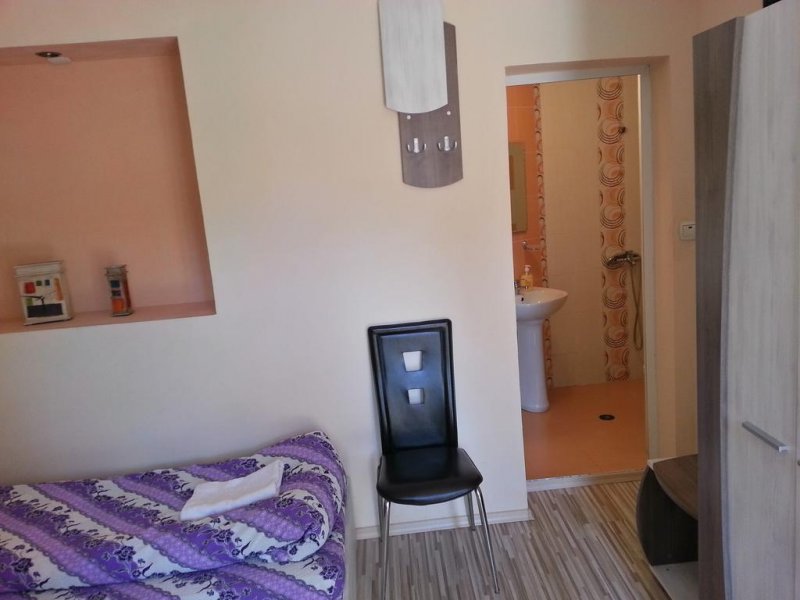 Къща за гости Зора - Снимка 9