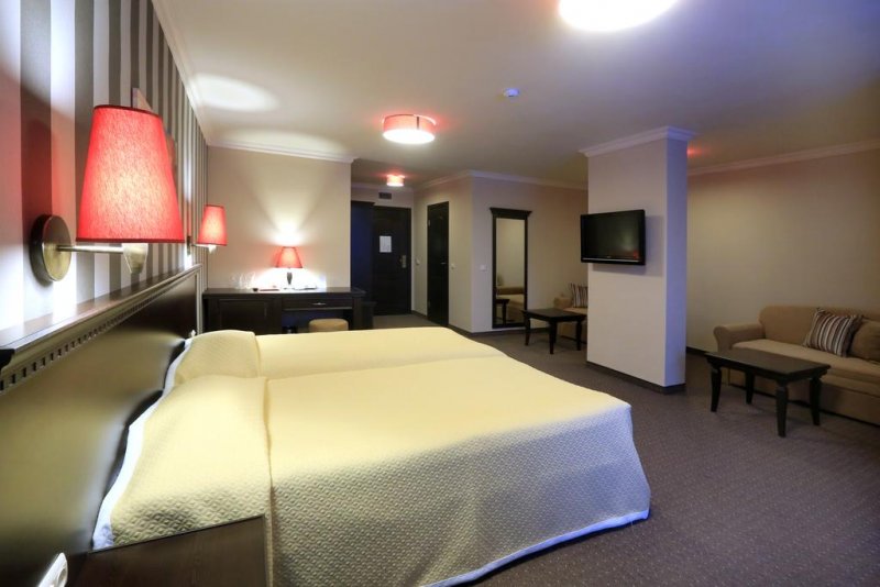 Хотел Роял Парк - Снимка 7