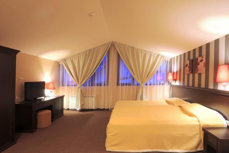 Хотел Роял Парк - Снимка 5