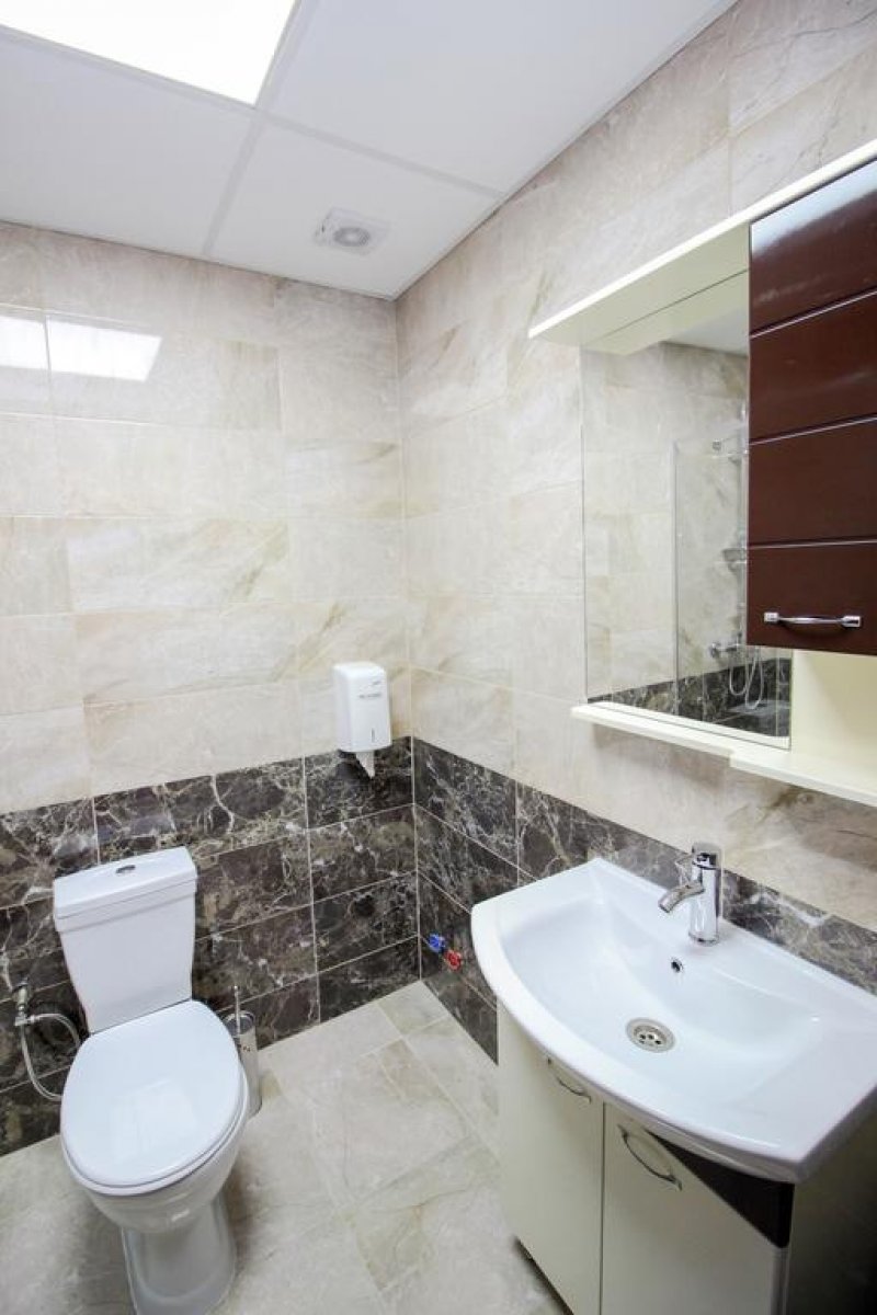 Hotel International  - Снимка 1