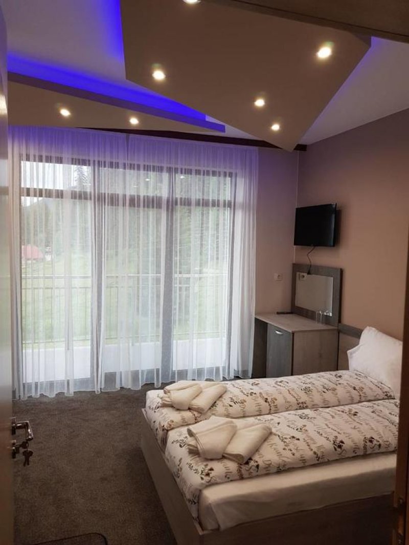 Къща за гости Хисарски - Снимка 9