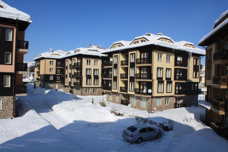 Комплекс Божурленд - Снимка 11