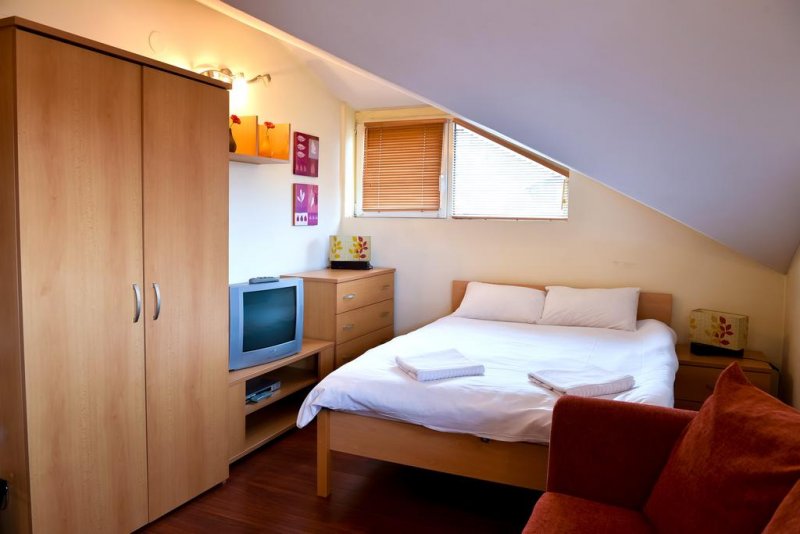 Комплекс Божурленд - Снимка 9