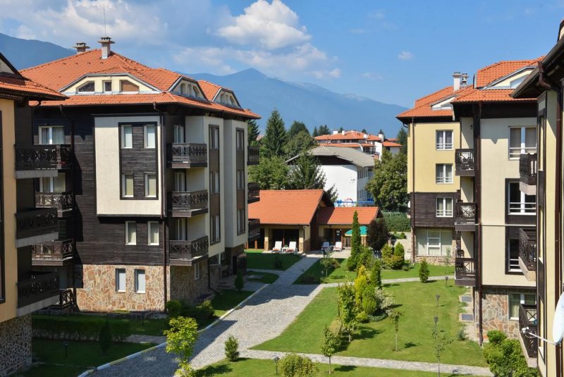 Комплекс Божурленд - Снимка 2