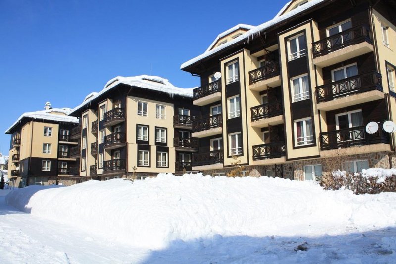 Комплекс Божурленд - Снимка 2